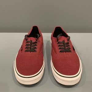 Vans “Off The Wall”